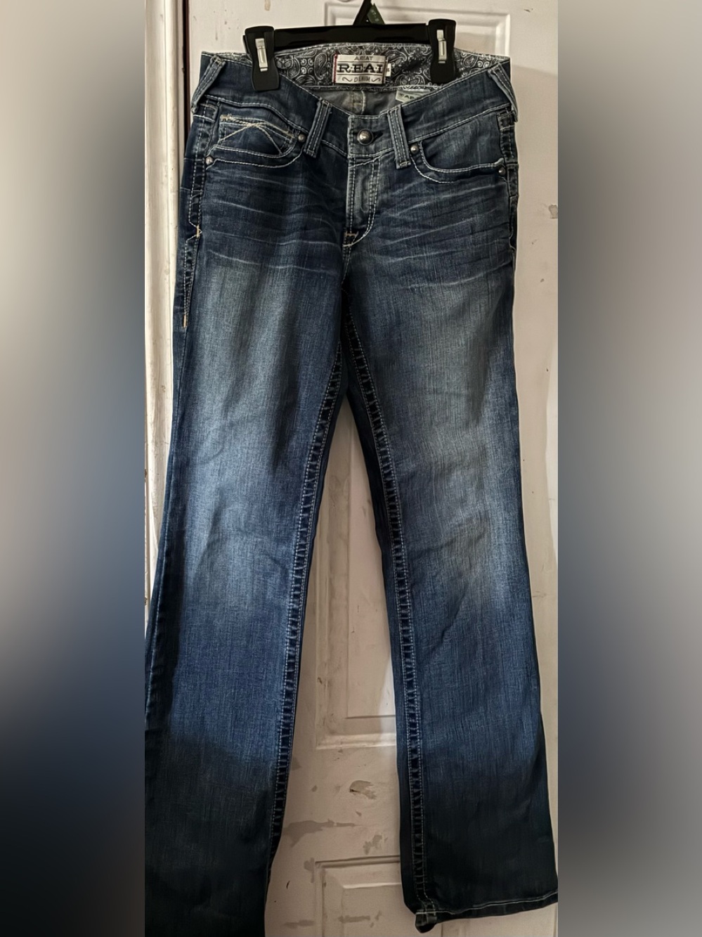 Ariat Real denim jeans women size 28L medium wash stretch straight leg mid rise